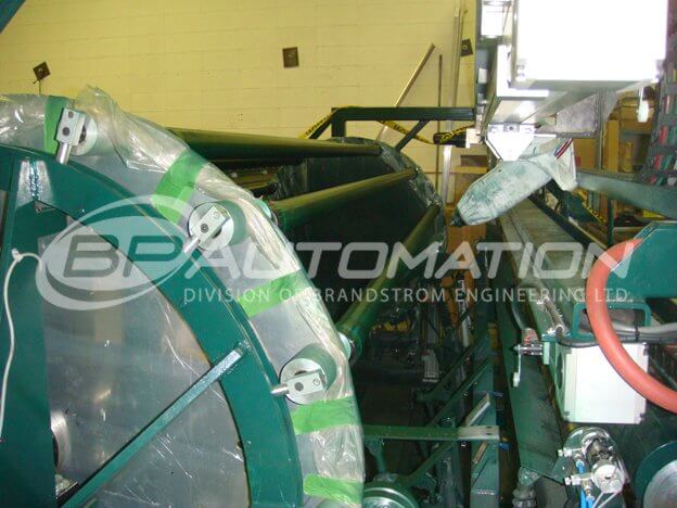 autoamted-pipe-paint-handling