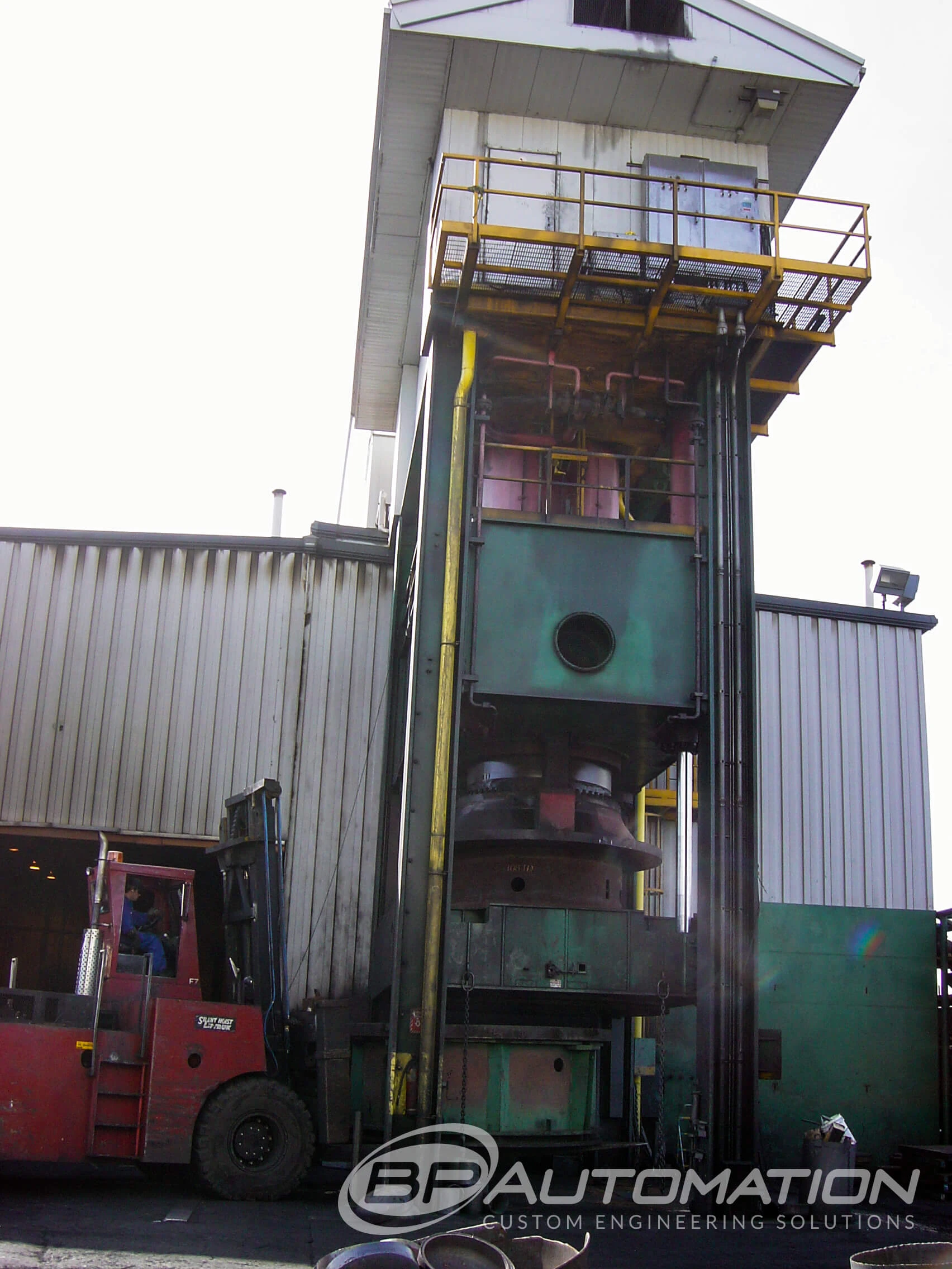 SERVO-HYDRALIC-CONTROLS-3000-TON-PRESS